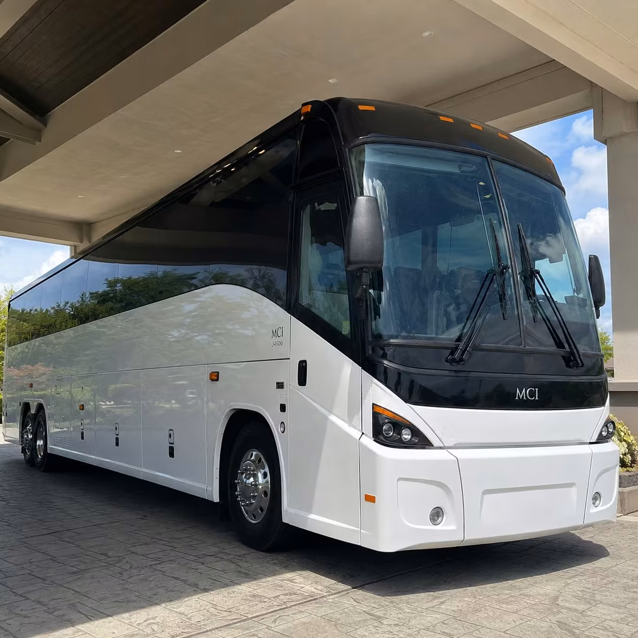 homestead airport shuttle services for sports teams corporate groups and more